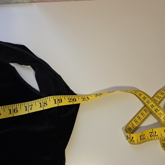 California Dynasty Vtg Black Velvet Satin Nightgown Size L Low Back Lingerie USA - Picture 7 of 9